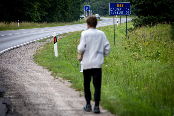 Vidmanto Balkūno / 15min nuotr./Juozas, kuris keliauja pėstute didelius atstumus