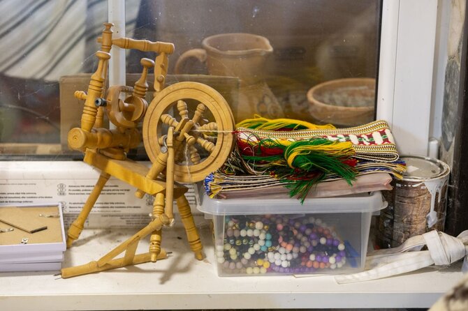 Vidmanto Balkūno / 15min nuotr./Uliūnų (Panevėžio raj.) juostų audėjos ir jų kūriniai