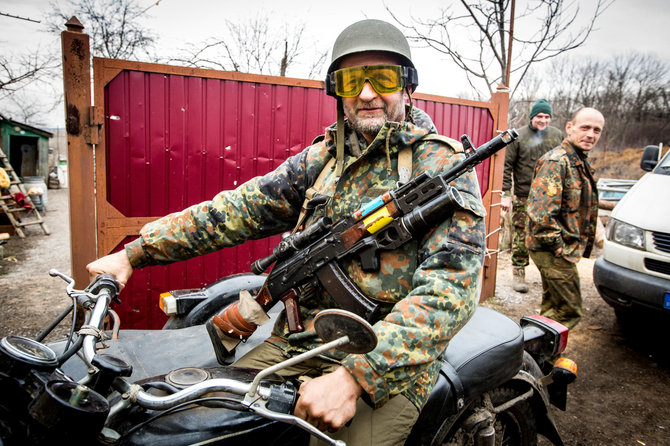 Vidmanto Balkūno/15min.lt nuotr./Ukrainos armijos karininkas Viktoras Kucharčukas 