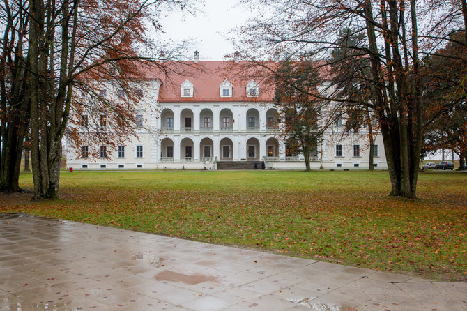 Vidmanto Balkūno / 15min nuotr./Biržų pilis ir jos ekspozicija