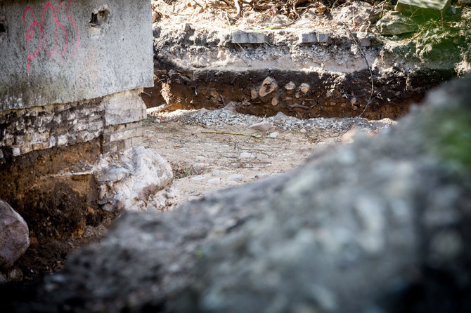 Vidmanto Balkūno / 15min nuotr./Archeologai atkasė buvusių Radvilų rūmų fragmentus