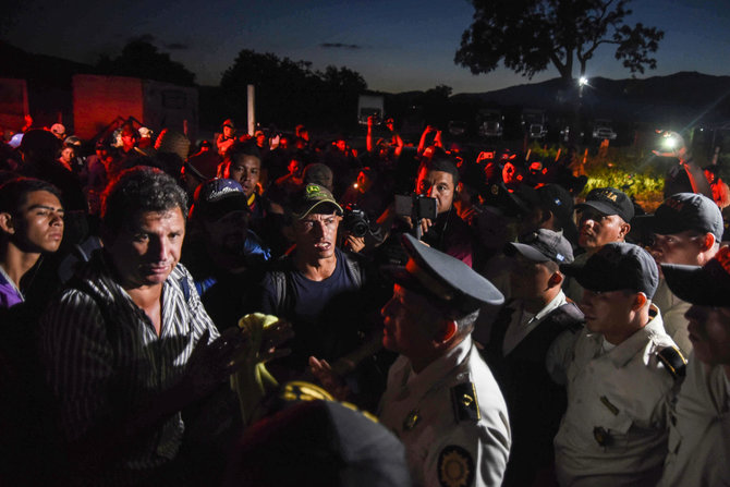AFP/„Scanpix“ nuotr./Migrantų karavanas, keliaujantis į JAV