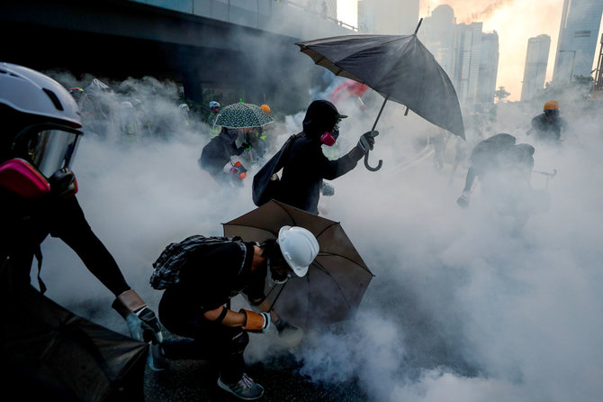 „Reuters“/„Scanpix“ nuotr./Protestai Honkonge