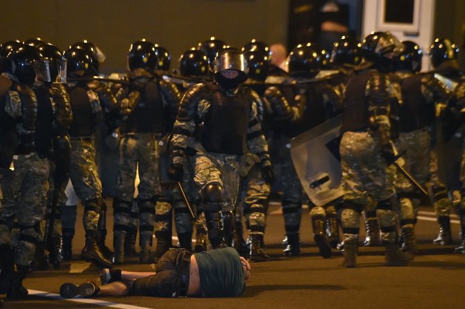 AFP/„Scanpix“ nuotr./Neramumai Minske