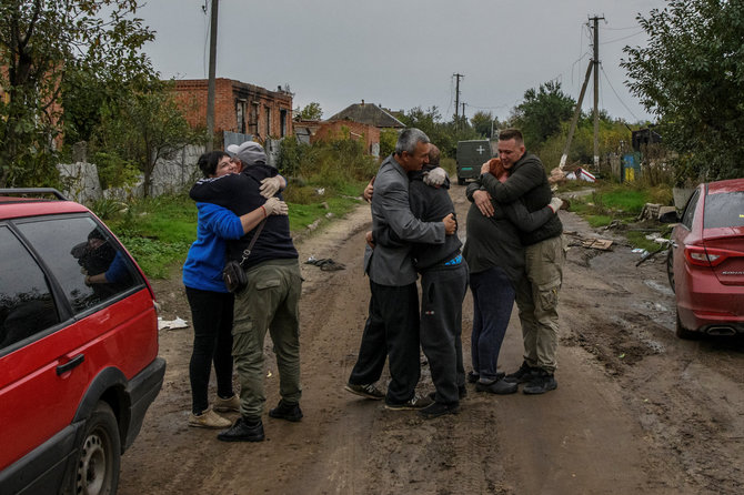 „Reuters“/„Scanpix“ nuotr./Ukrainos karinės pajėgos tęsia sėkmingą kontrpuolimą