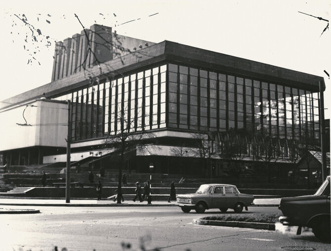 Lietuvos istorijos instituto/Rankraščių skyriaus nuotr./Valstybinis operos ir baleto teatras, 1974 m., fotografas Gediminas Svitojus, Lietuvos istorijos instituto Rankraščių skyrius