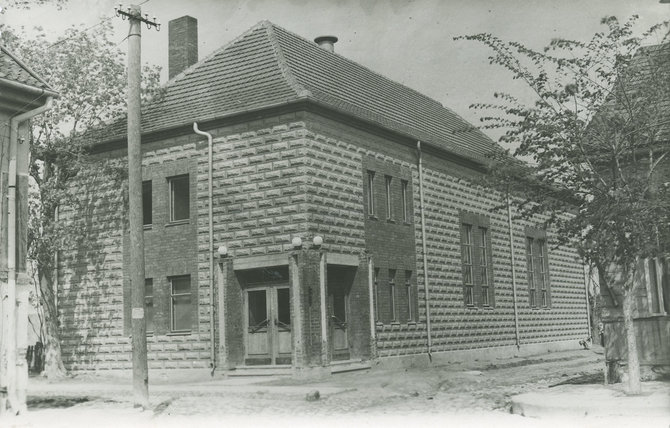  Lietuvos Teatro, muzikos ir kino muziejaus nuotr./Skuodo kino teatras „Kapri“, 1942