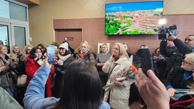 „Alytaus gido“ nuotr./Alytaus pedagogai kyla į akciją dėl atleistos etikos mokytojos