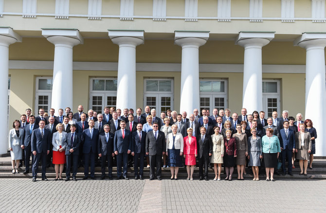 R. Dačkaus nuotr./D.Grybauskaitės susitikimas su užsienio šalyse reziduojančiais Lietuvos ambasadoriais 2015 metais
