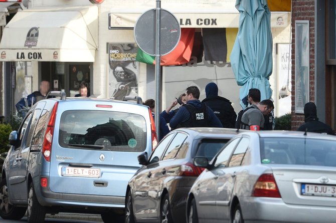 AFP/„Scanpix“ nuotr./Policijos ir teroristų susišaudymas Briuselyje 