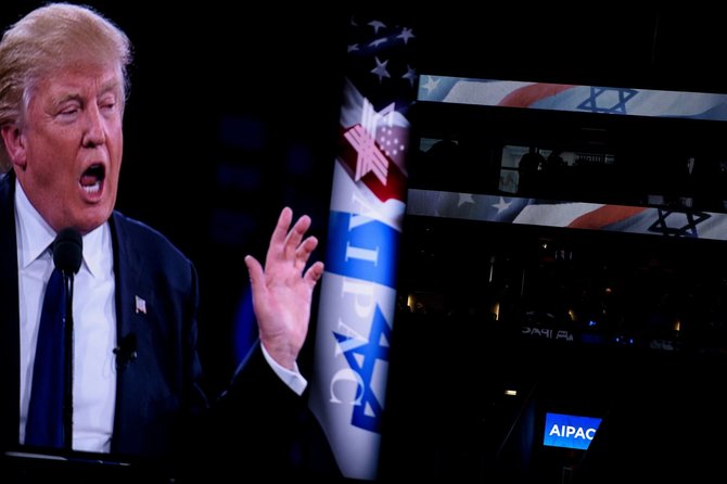 AFP/„Scanpix“ nuotr./Donaldas Trumpas proizraelietiškos JAV lobistinės organizacijos AIPAC konferencijoje Vašingtone