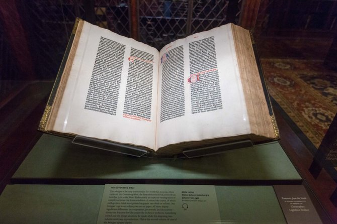 „Scanpix“/„Sipa USA“ nuotr./Gutenbergo biblija Morgano bibliotekoje ir muziejuje Niujorke