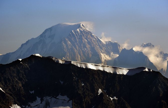 AFP/„Scanpix“ nuotr./Alpėse esantis Monblanas – aukščiausias Vakarų Europos kalnas