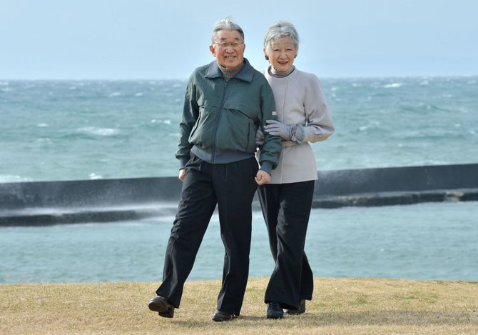 AFP/„Scanpix“ nuotr./Japonijos imperatorius Akihito