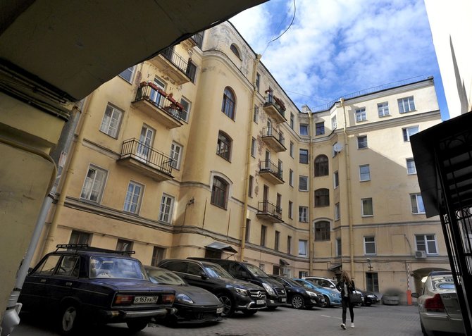 AFP/„Scanpix“ nuotr./Namas Sankt Peterburge, kur gyveno Vladimiras Putinas