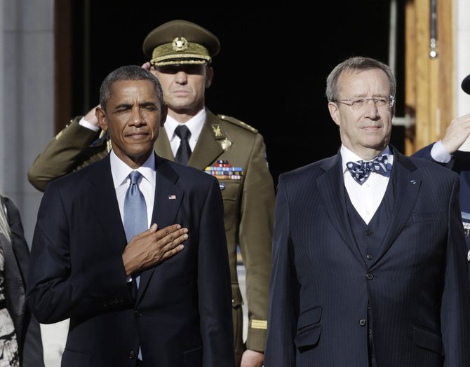 „Reuters“/„Scanpix“ nuotr./Toomas Hendrikas Ilvesas su Baracku Obama