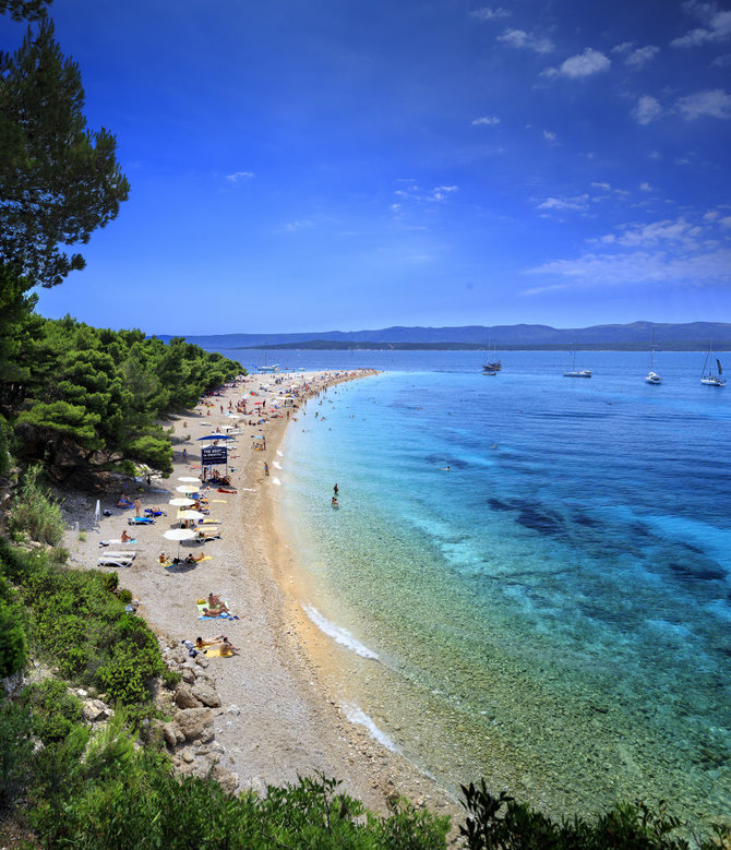 Vida Press nuotr./Zlatni Rat paplūdimys Brače, Kroatijoje