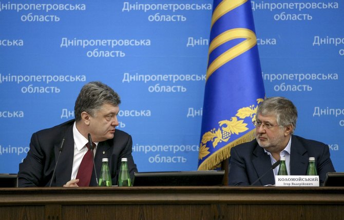 „Reuters“/„Scanpix“ nuotr./Ukrainos oligarchas Ihoris Kolomoiskis ir Petro Porošenka