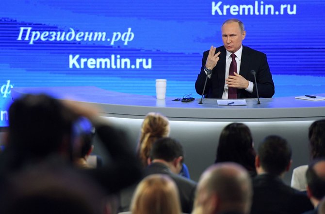 AFP/„Scanpix“ nuotr./2016-ųjų Vladimiro Putino metinė spaudos konferencija