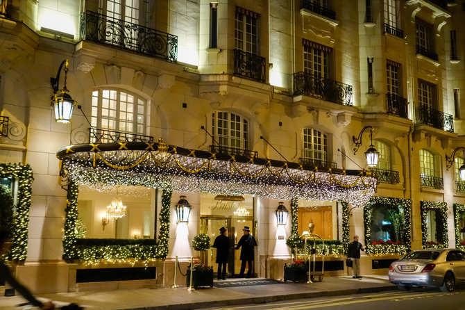 Vida Press nuotr./„Le Bristol Paris“ viešbutis Paryžiuje