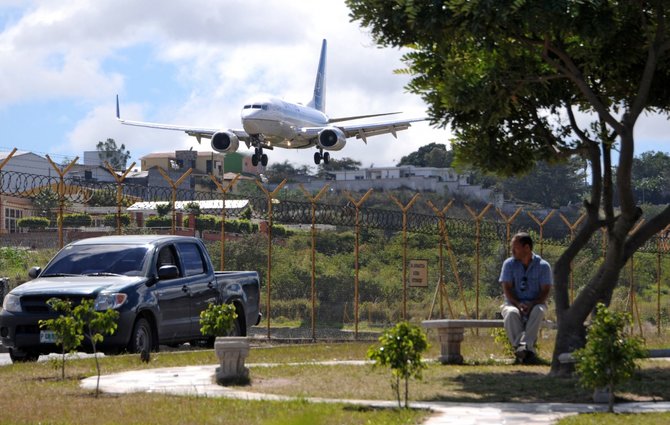 AFP/„Scanpix“ nuotr./Toncontin tarptautinis oro uostas
