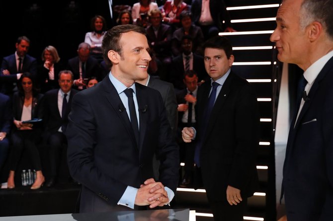 AFP/„Scanpix“ nuotr./Kandidatų į Prancūzijos prezidento postą televiziniai debatai