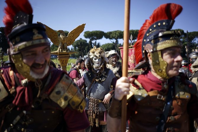 „Scanpix“/AP nuotr./Romos įkūrimo metinių šventė 