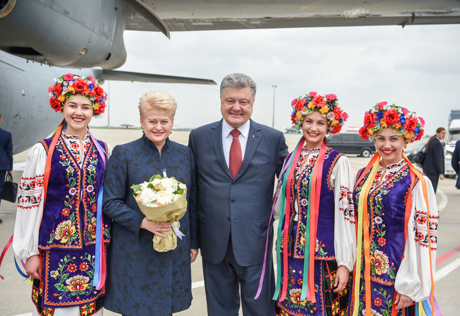 LRP kanceliarijos/R.Dačkaus nuotr./Prezidentės Dalios Grybauskaitės vizitas Ukrainoje