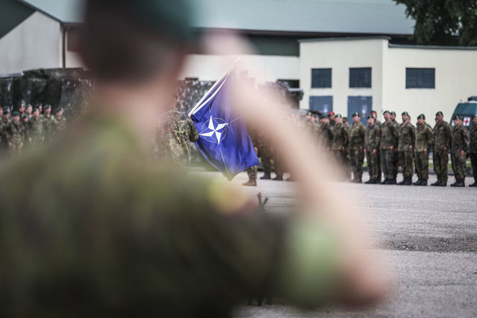 Ievos Budzeikaitės nuotr./ NATO priešakinių pajėgų bataliono kovinės grupės rotacijų ir vadovybės pasikeitimo ceremonija