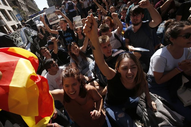 AFP/„Scanpix“ nuotr./Protestai Barselonoje