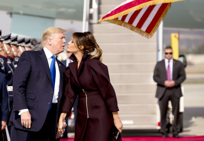 „Scanpix“/AP nuotr./JAV prezidentas Donaldas Trumpas Seule