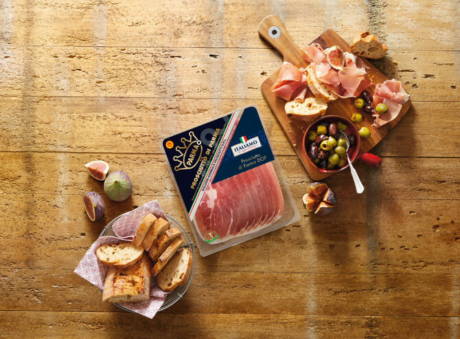 Partnerio nuotr./„Italiamo“ vytintas Parmos kumpis (2,99 Eur). Nuo vasario 25 d. visose „Lidl“ parduotuvėse