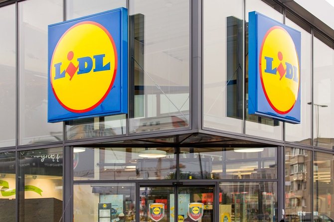 LIDL nuotr./Pirkėjai kartu su „Lidl“ vaikų dienos centrams šiemet jau paaukojo per 44 tūkst. eurų