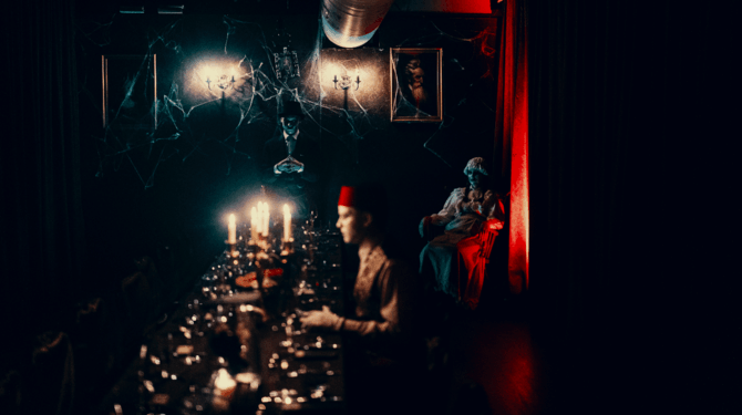 Partnerio nuotr./Tapti adrenalino kupino vakaro patyrimo „Haunted Dinner“ dalimi galima nuo 40,99 eurų.