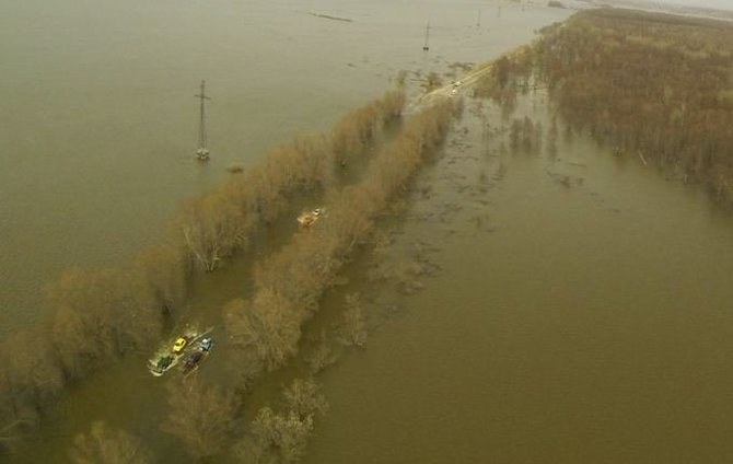 Autorių nuotr./Kuršių nerija per naktį nugrimzdo žemiau jūros lygio