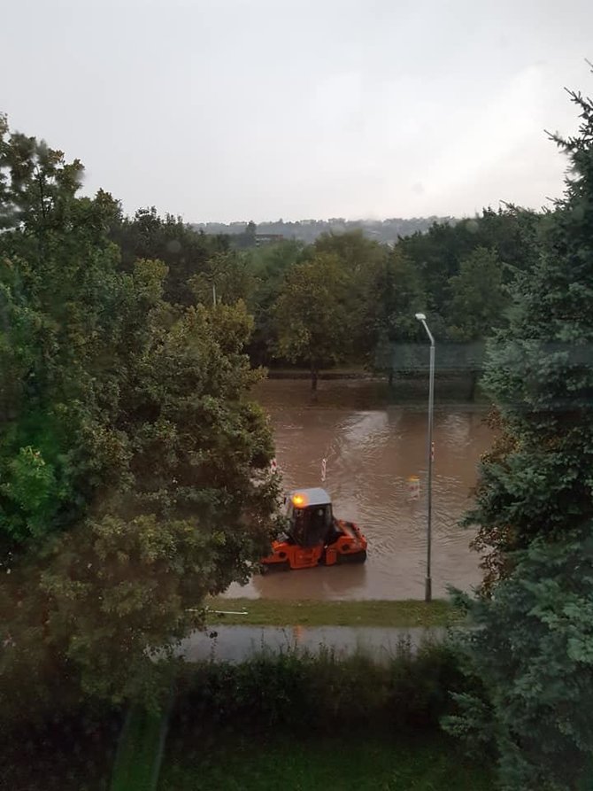 „Kur stovi policija Kaune“ nuotr./Jonavos gatvė