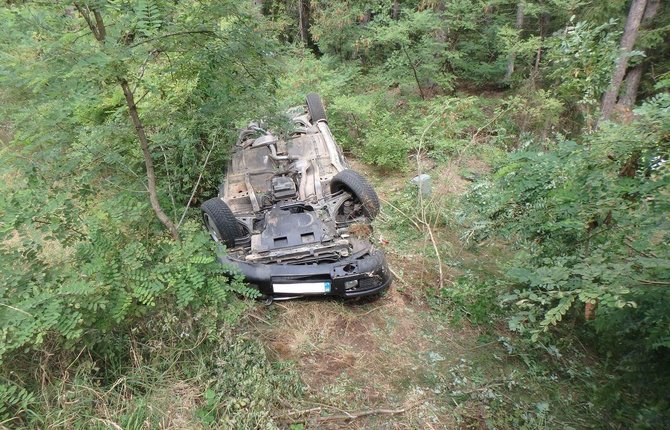 Kauno apskrities VPK nuotr./„Opel Omega“ avarija Kauno rajone: žuvo žmogus