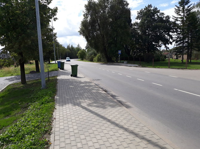 Rino Bakanevičiaus nuotr./Kelias Noreikiškėse, kur prašoma įrengti pėsčiųjų perėją
