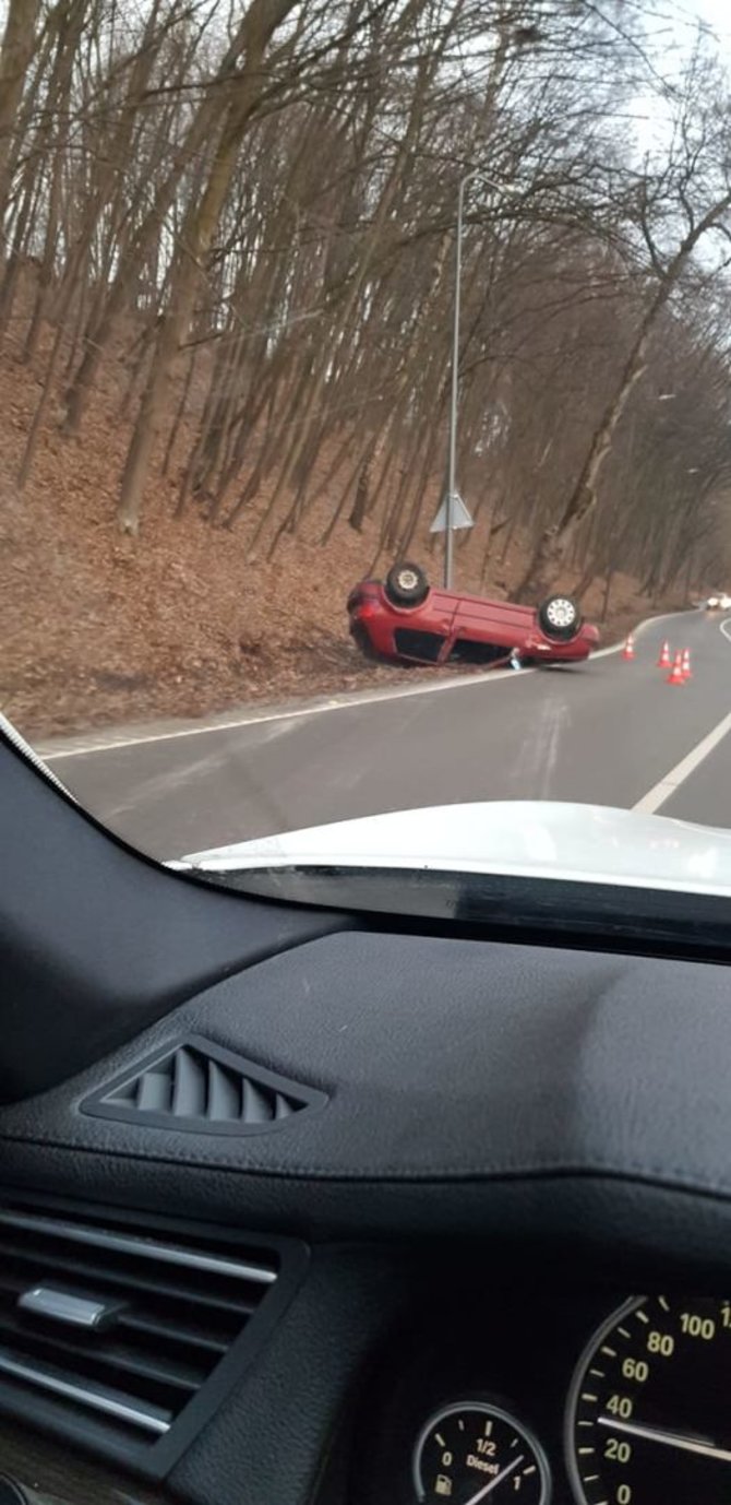 Kur stovi policija Kaune grupės nuotr. /Kaune vertėsi „Golf“