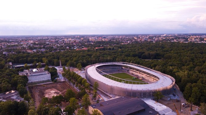 Kauno miesto savivaldybės nuotr./Baigiamas rekonstruoti Kauno stadionas iš paukščio skrydžio