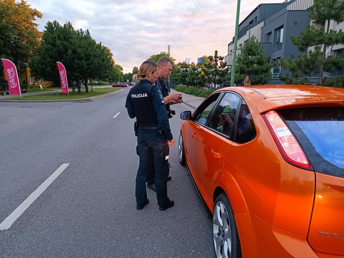 Karolinos Stažytės nuotr./Naktinis budėjimas su Palangos policija