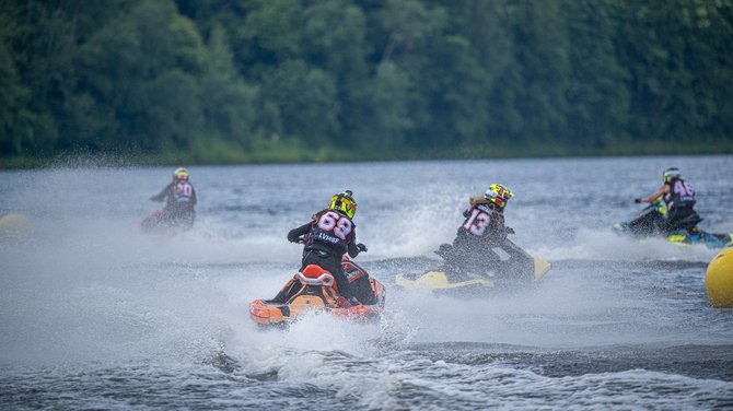 Lietuvos vandens motociklų sporto federacijos nuotr. /Lietuvos vandens motociklų varžybos