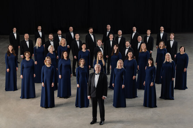 Lino Butkevičiaus nuotr./Romo Kalantos aukai atminti skirtas koncertas Kauno muzikinio teatro sodelyje