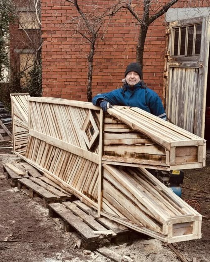 „Žulkų dirbtuvių“ albumo nuotr./Žulkų dirbtuvėse pagaminti meno kūriniai