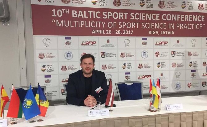 Donato Januševičiaus nuotr./Fizinio rengimo treneris Donatas Januševičius Baltijos šalių sporto mokslininkų konferencijoje