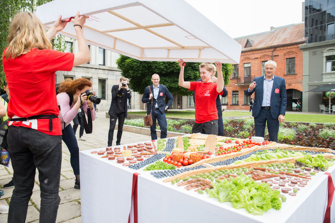 Mariaus Vizbaro / 15min nuotr./Vilnius sveikina Kauną