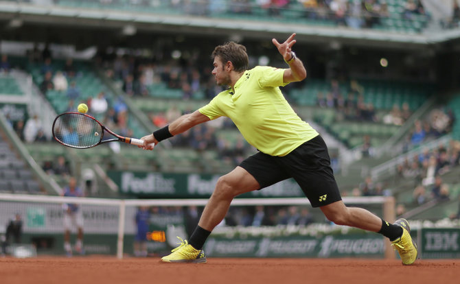 „Scanpix“ nuotr./Stanas Wawrinka išvargo pergalę prieš Lukašą Rosolą