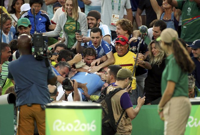 „Scanpix“ nuotr./Nuostabiame olimpiados pusfinalyje Juanas Martinas del Potro įveikė Rafaelį Nadalį