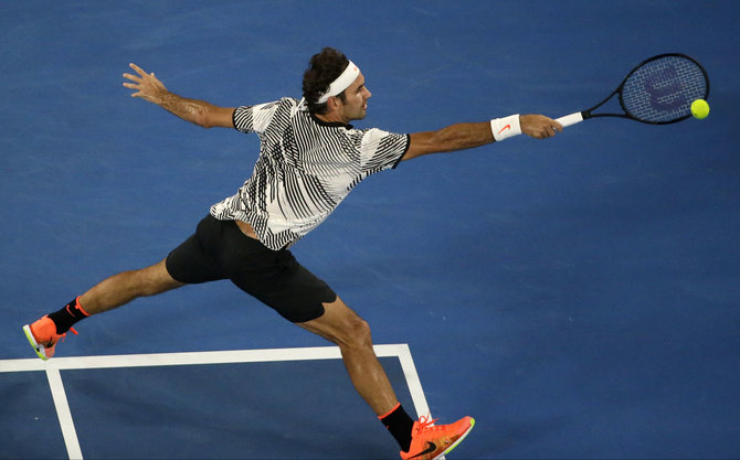 „Scanpix“ nuotr./Rogeris Federeris Melburne startavo pergale prieš Jurgeną Melzerį