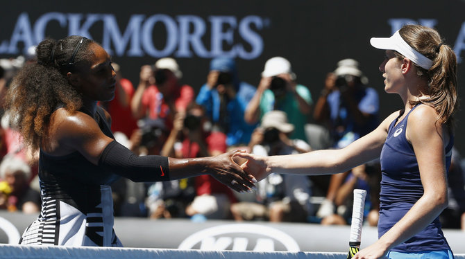 „Scanpix“ nuotr./Serena Williams „Australian Open“ ketvirtfinalyje sutriuškino Johanną Kontą